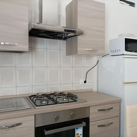 Casa Dirce Holiday home *