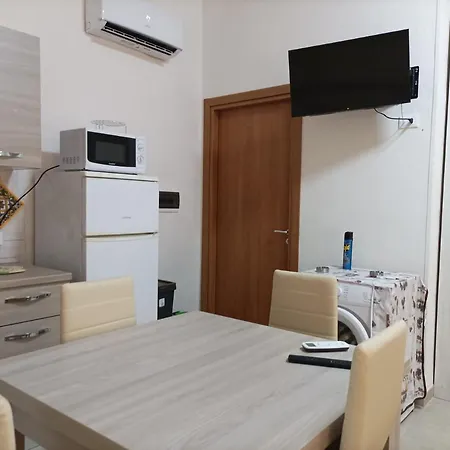 Casa Dirce Holiday home *