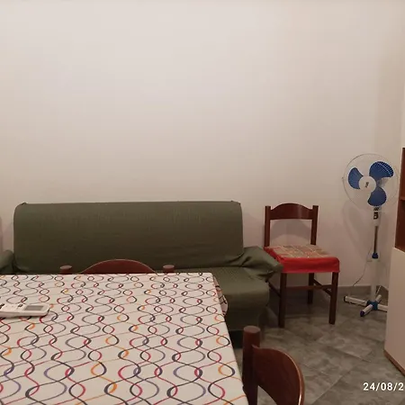 Casa Dirce Holiday home *